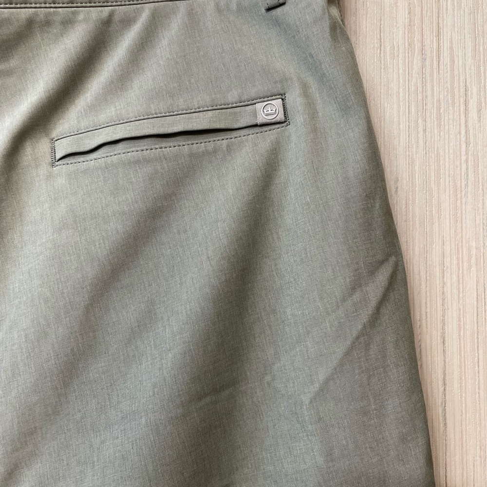 Peter Millar Men's Performance Shorts Size 40 Gray Golf Casual Grey - Picture 3 of 6